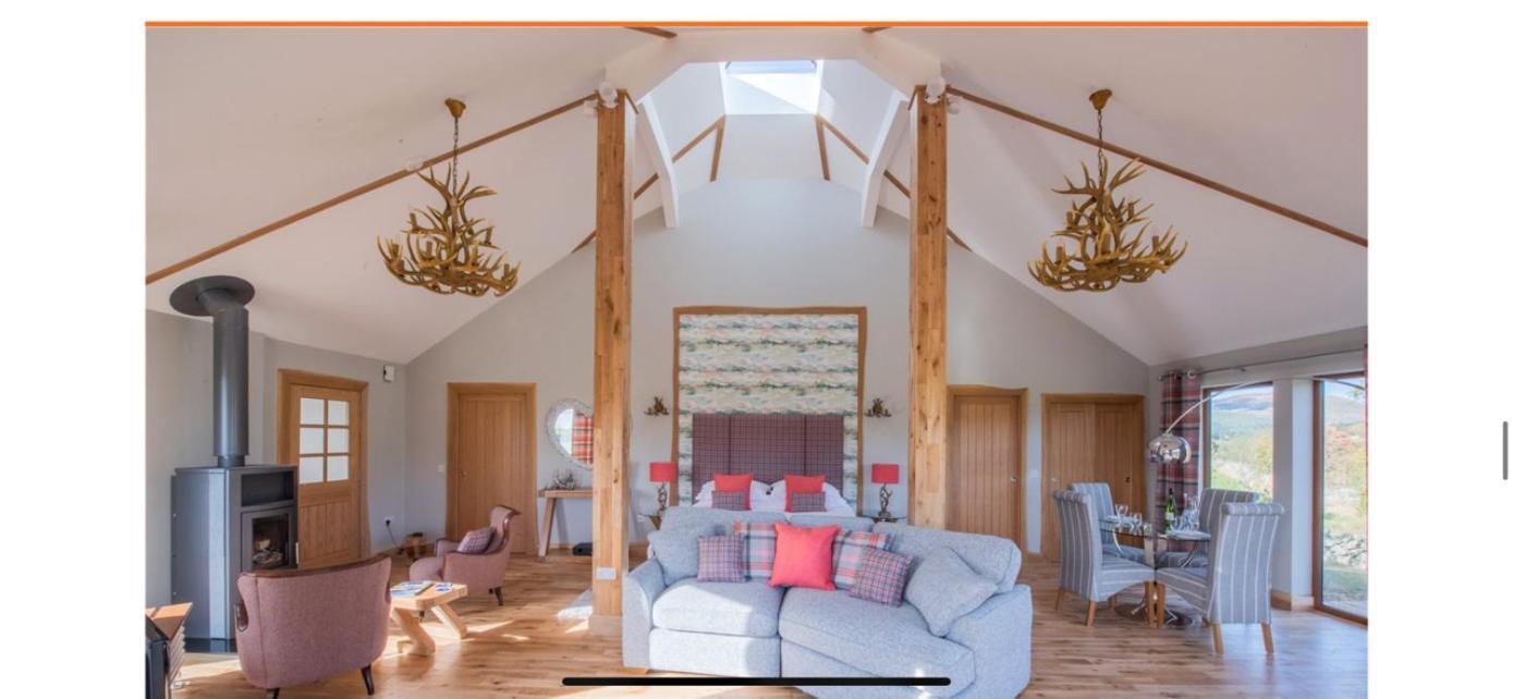 Dalnoid Cottages & Treehouses Nr Glenshee Bagian luar foto