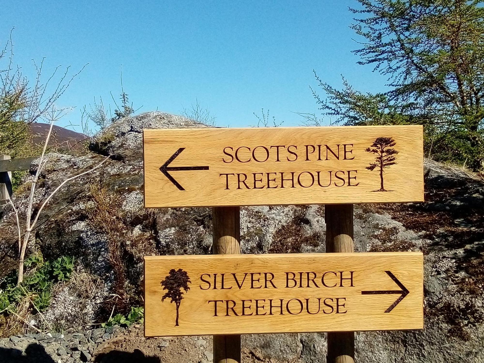Dalnoid Cottages & Treehouses Nr Glenshee Bagian luar foto