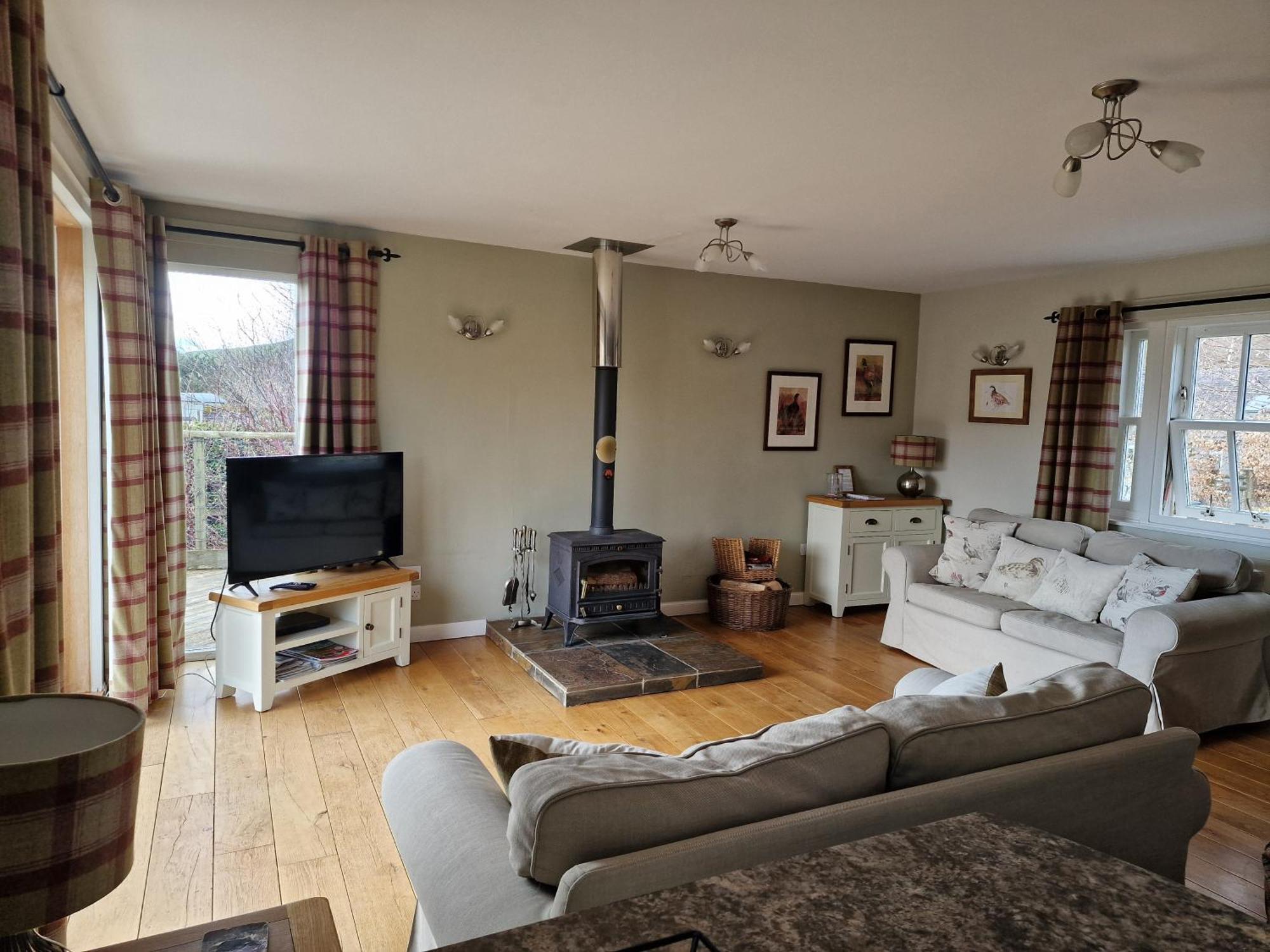 Dalnoid Cottages & Treehouses Nr Glenshee Bagian luar foto