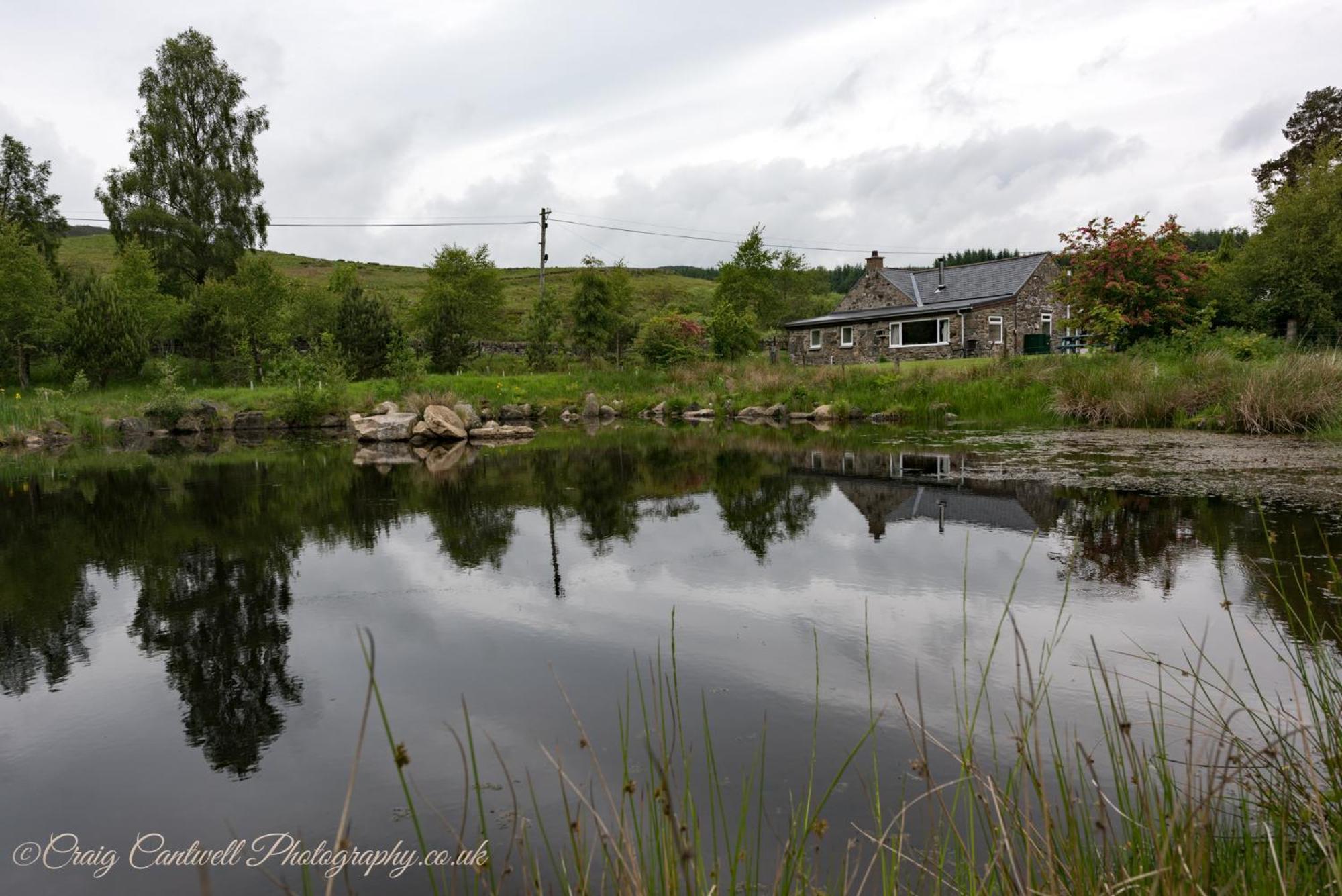 Dalnoid Cottages & Treehouses Nr Glenshee Bagian luar foto